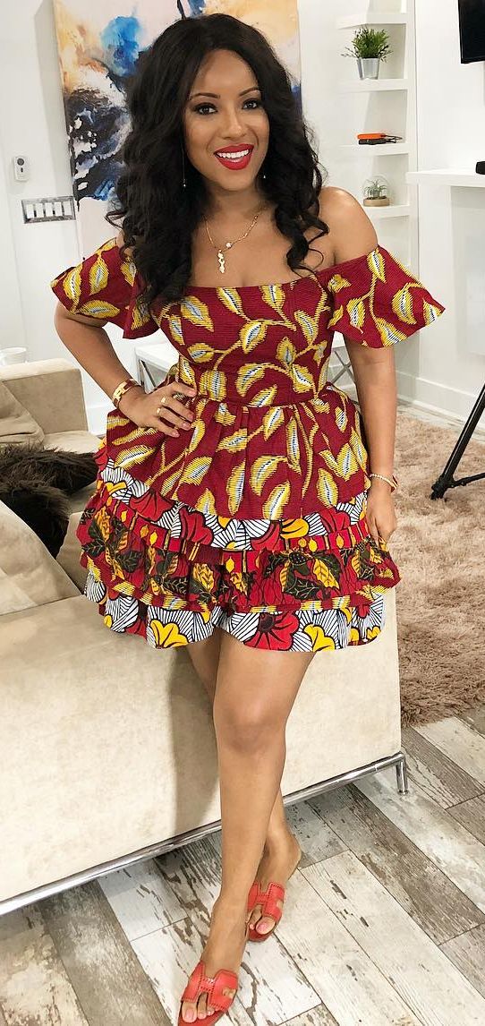 Joselyn Dumas Flaunts Her Curves In Ankara Isishweshwe