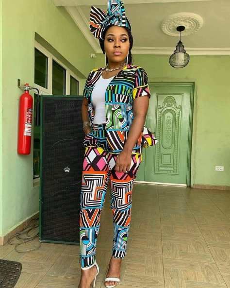 Top Ankara Trousers, skirts, Tops and Gowns - isishweshwe