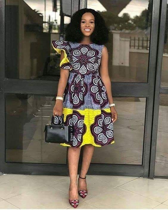 Beautiful Short Ankara Gown designed in 2021 - isishweshwe