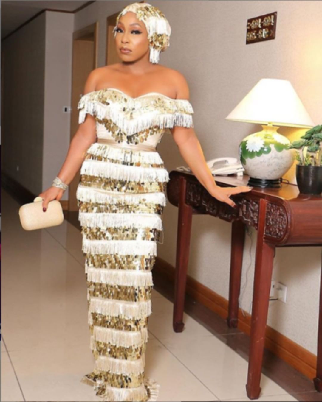 Best Collections Elegant Asoebi Styles - isishweshwe