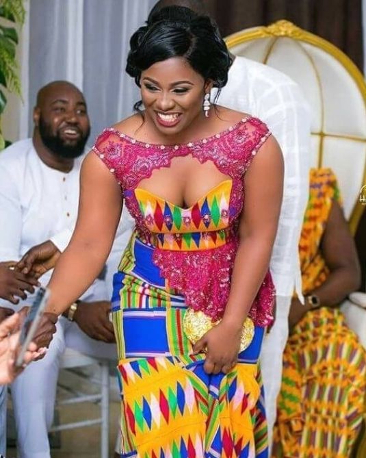 Best Ghanaian Kente Styles You've Never Seen Before 2023 - isishweshwe